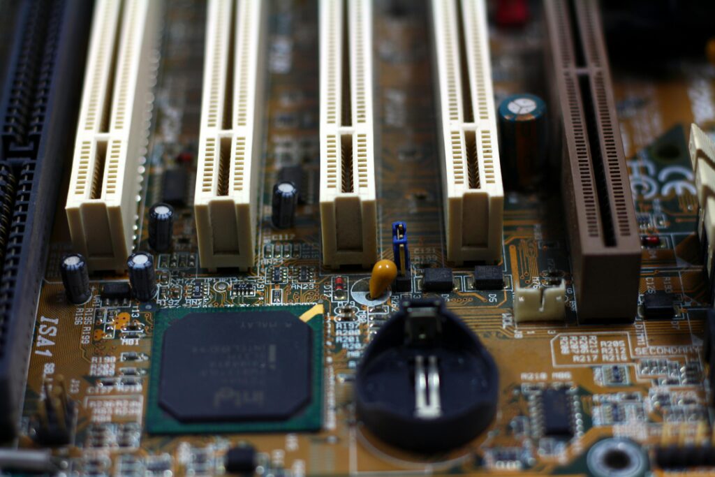 DDR4 Slots